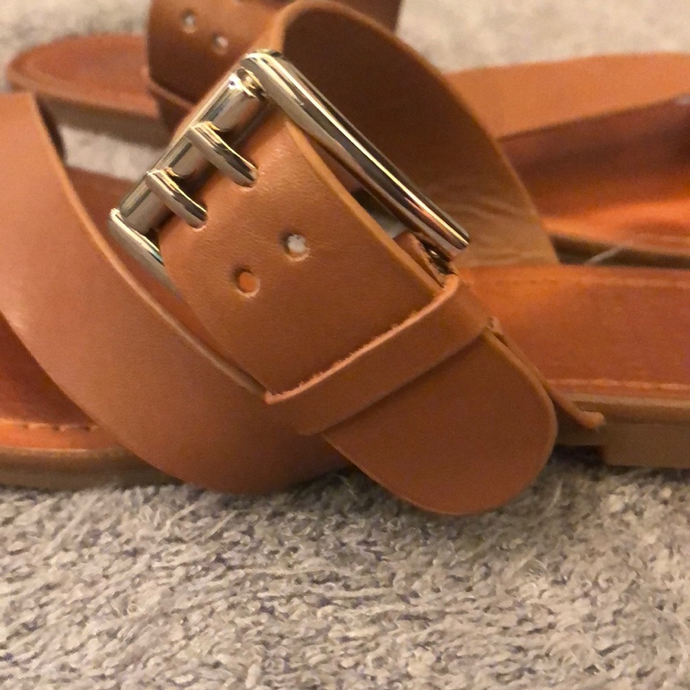 Vince Camuto sandal - Picture 4 of 5